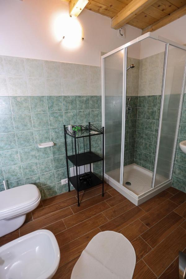 La Porta Delle Gole Hotel Motta Camastra Bagian luar foto
