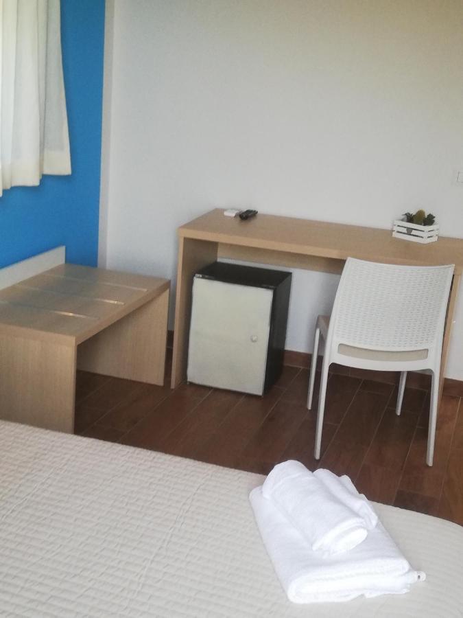 La Porta Delle Gole Hotel Motta Camastra Bagian luar foto